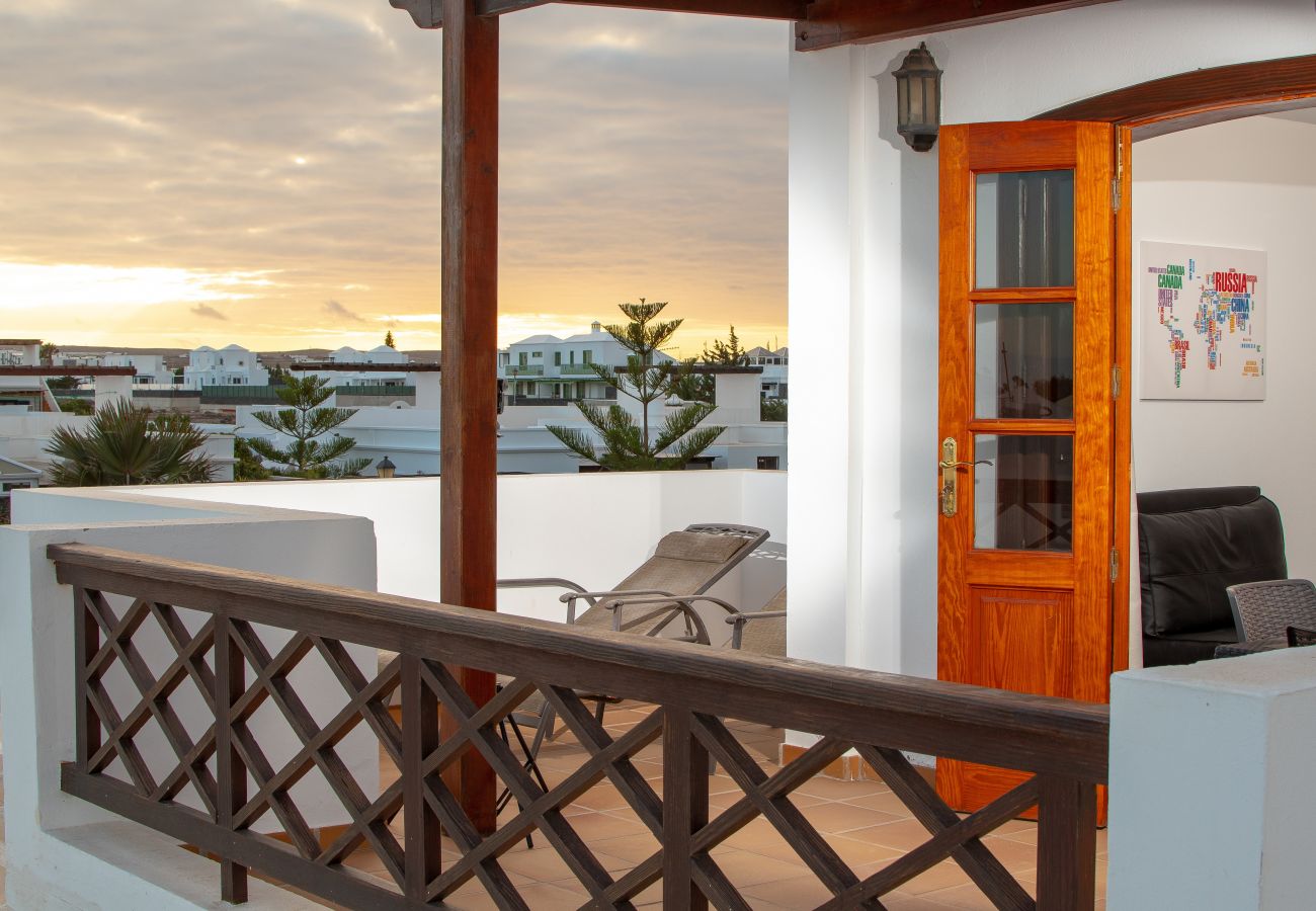 Villa en Playa Blanca - Sunset Villa Playa Blanca, Piscina Privada, Terraza y cerca de la Playa
