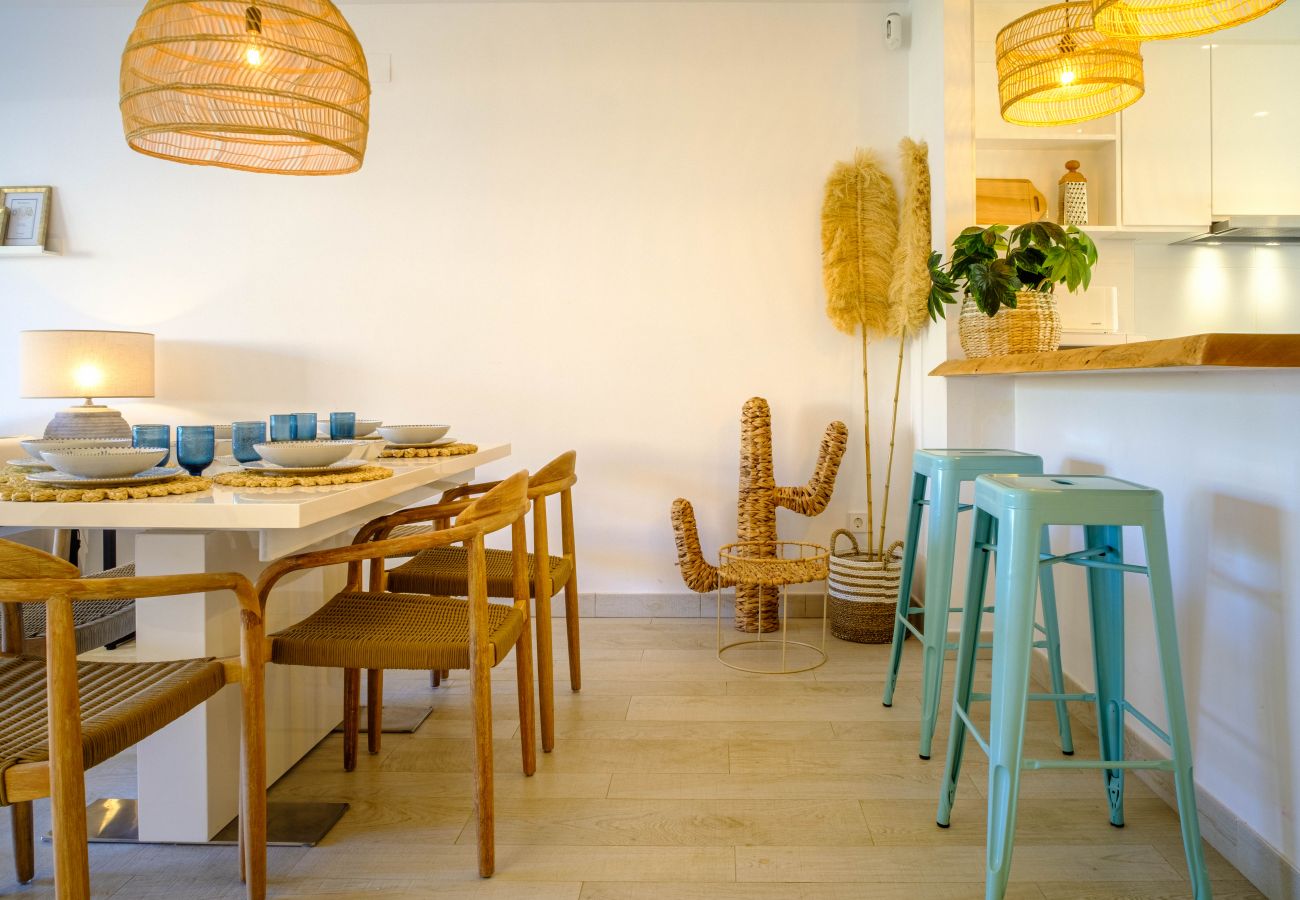 Apartamento en Javea / Xàbia -  Altamar Plus Apartment II Javea Arenal, Estiloso con AC, Wifi, Terraza y Piscina
