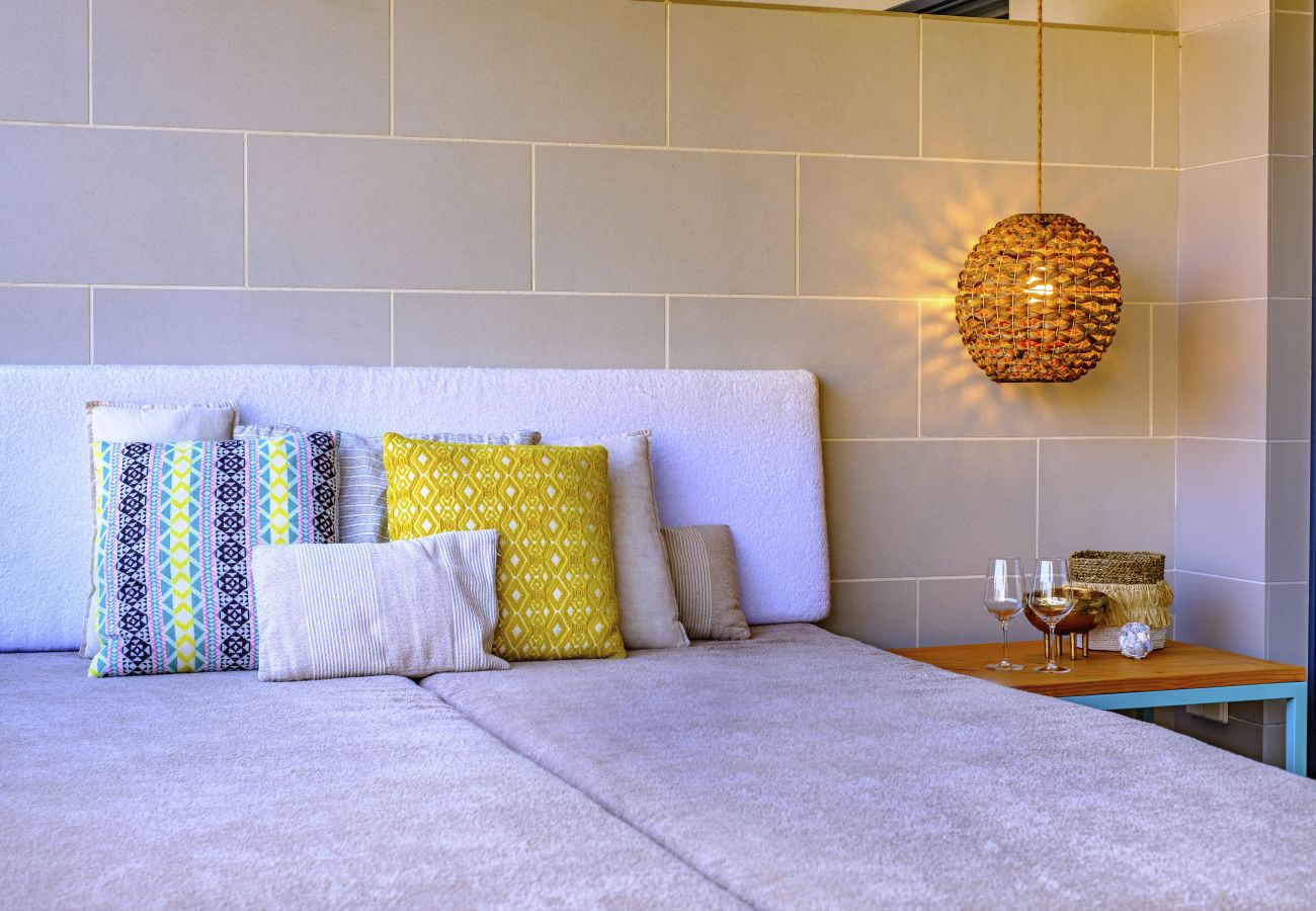 Apartamento en Javea / Xàbia -  Altamar Plus Apartment II Javea Arenal, Estiloso con AC, Wifi, Terraza y Piscina