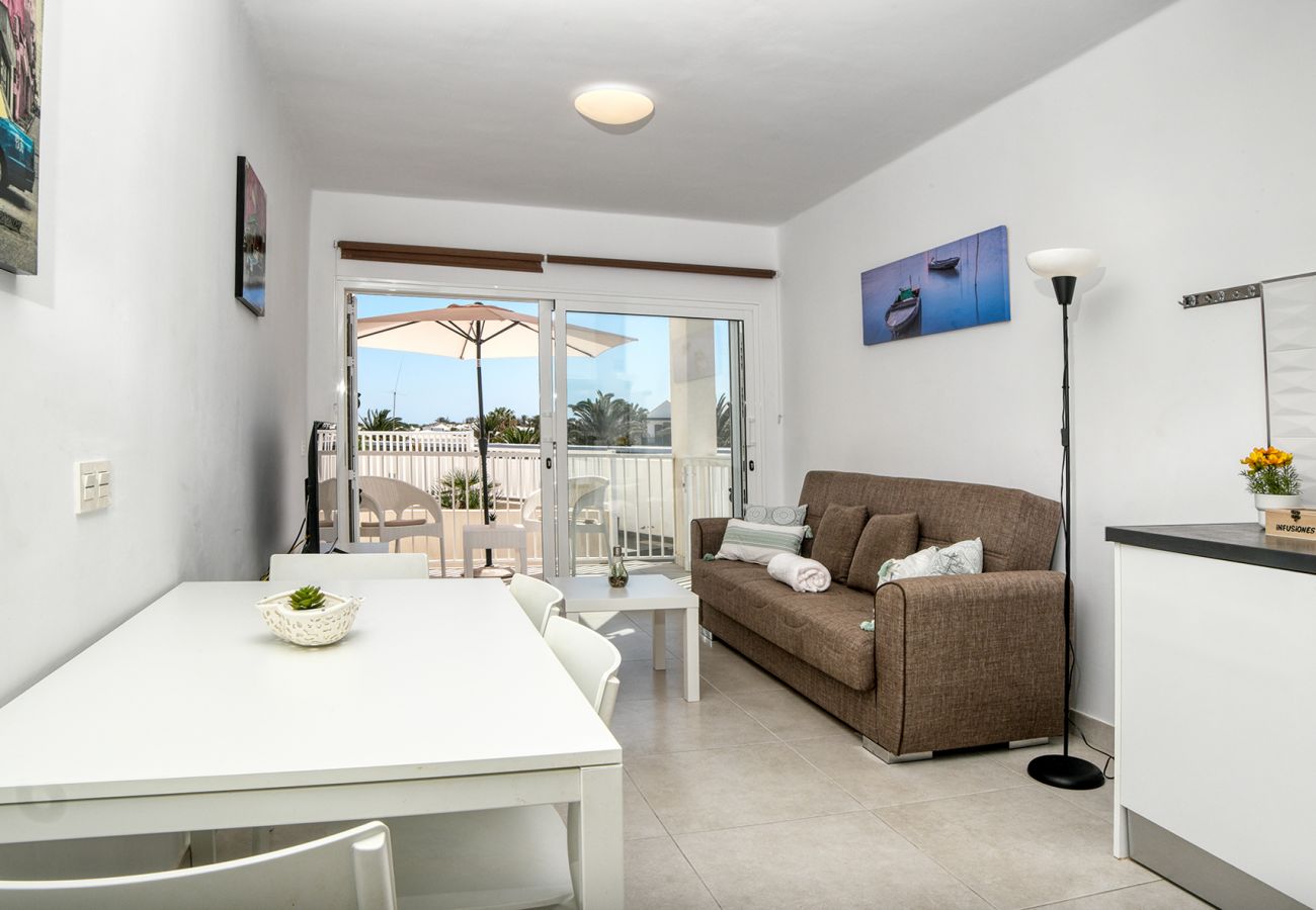 Casa en Costa Teguise - Suite ANIAGUA Luminosa vivienda con vista a la piscina