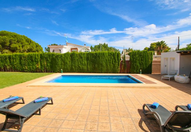 Villa en Denia - Gran villa todo incluido en Las Rotas