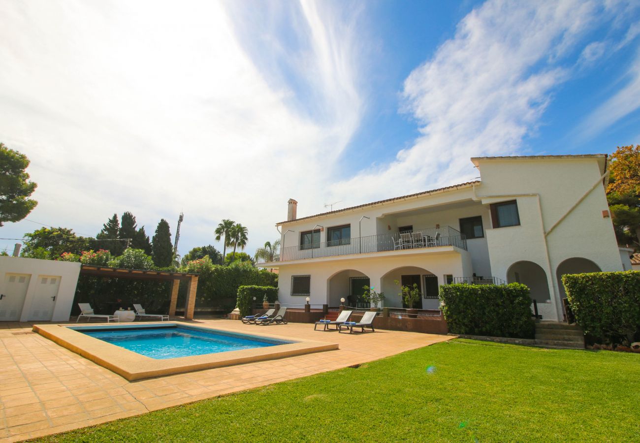 Villa en Denia - Gran villa todo incluido en Las Rotas