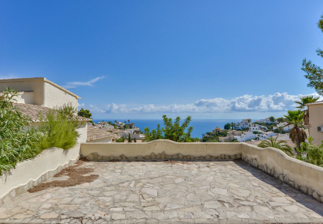 Villa en Benitachell - LOXI, preciosa villa en Cumbre del Sol para 6 pax con piscina privada y vistas al mar.