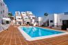 Casa en Puerto del Carmen - Sea Waves Lanzarote - Gran terraza, piscina comunitaria, WiFi con fibra Casa en Puerto del Carmen - Sea Waves Lanzarote - Gran terraza, piscina comunitaria, WiFi con fibra