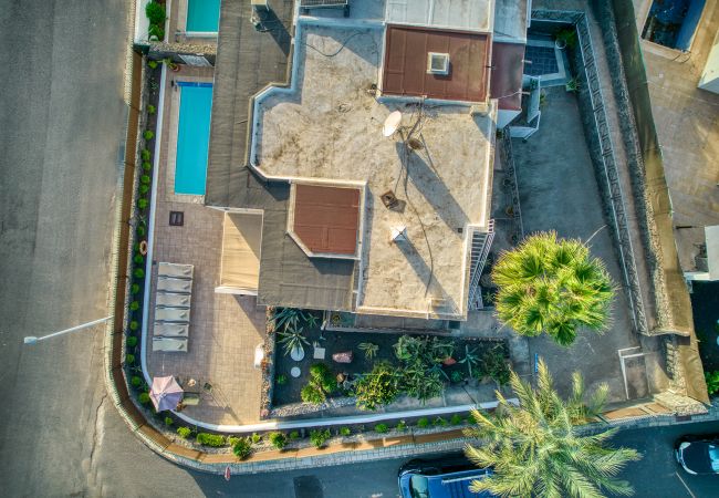Casa en Playa Blanca - Casa Efesto - 3 dormitorios con piscina, terraza y vistas a Fuerteventura
