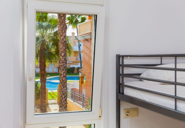 Apartamento en Javea / Xàbia - La Romana Triplex Apartment Javea Arenal, con Terraza, AC, Piscina , Jardín, Tennis,