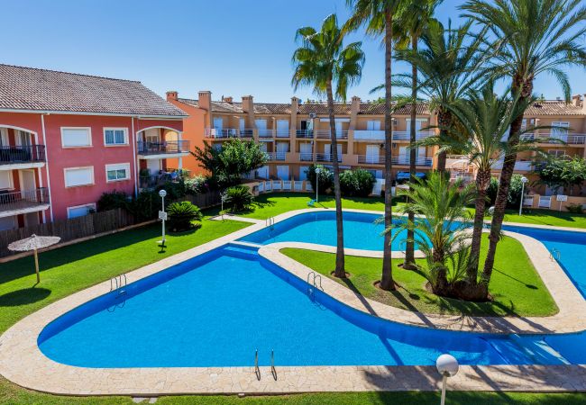 Apartamento en Javea / Xàbia - La Romana Triplex Apartment Javea Arenal, con Terraza, AC, Piscina , Jardín, Tennis,