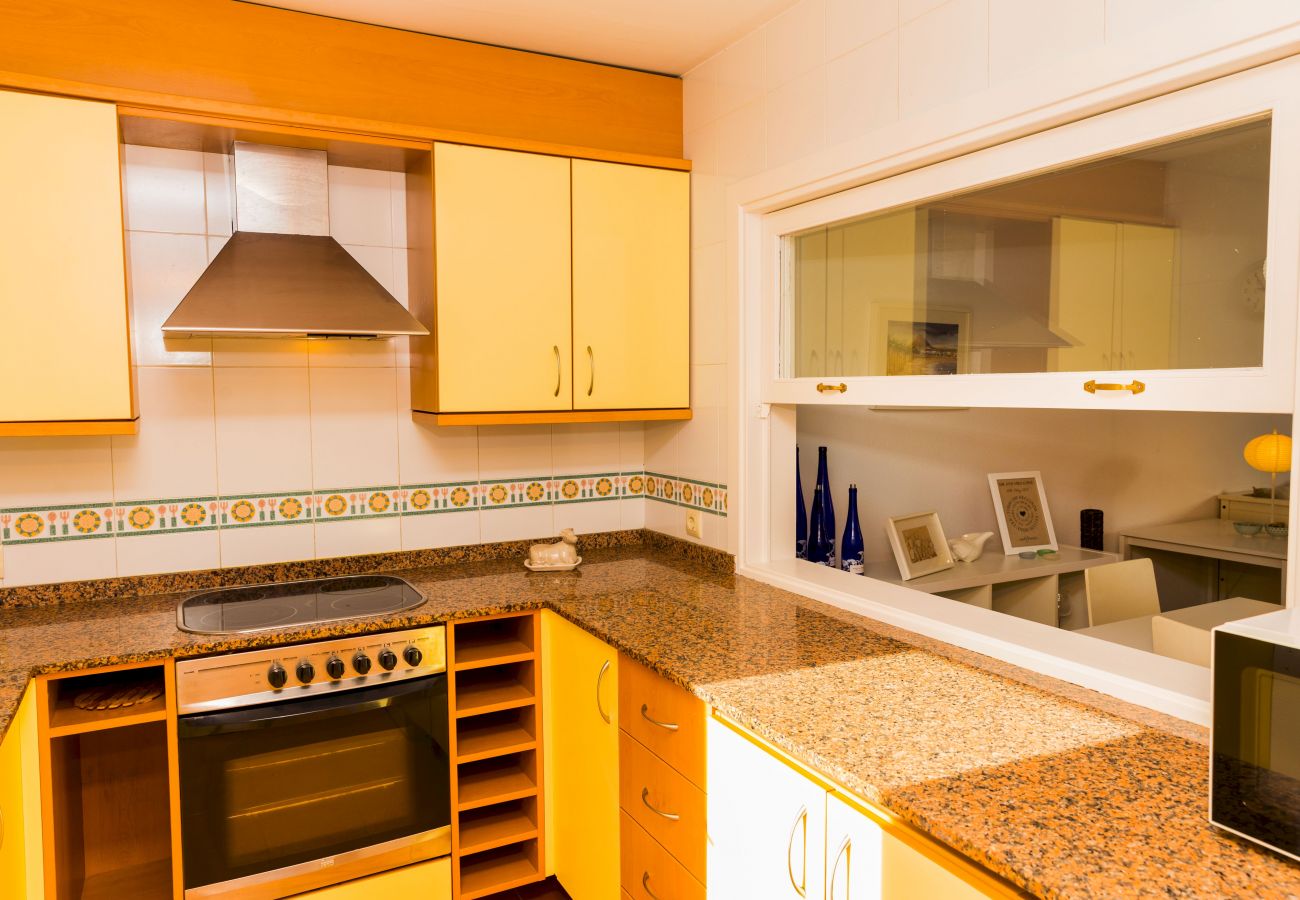 Apartamento en Javea / Xàbia - La Romana Triplex Apartment Javea Arenal, con Terraza, AC, Piscina , Jardín, Tennis,