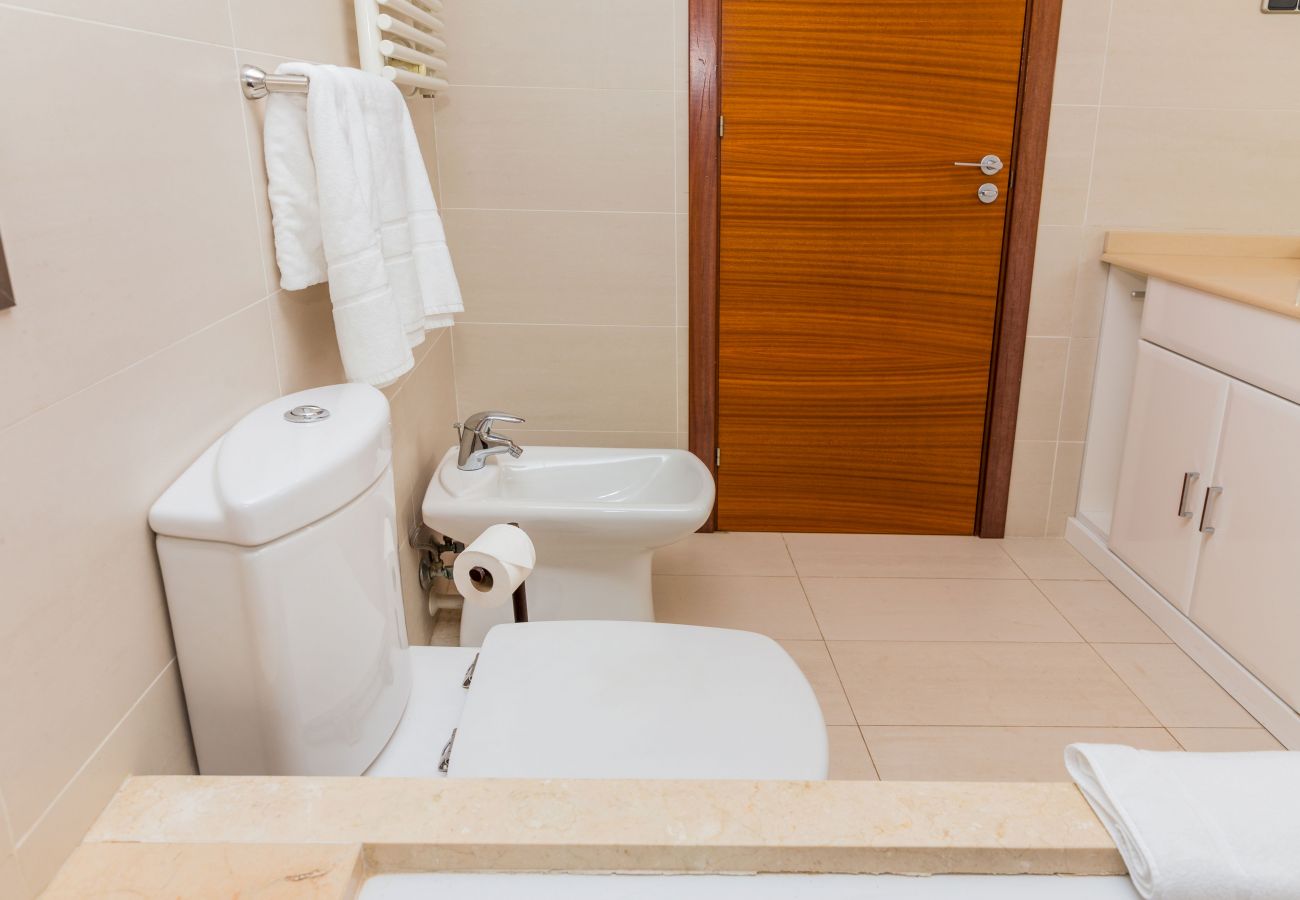 Apartamento en Javea / Xàbia - Albamar Apartment Javea Arenal, con grandes Terrazas, Solarium, AC y Piscina comunitaria