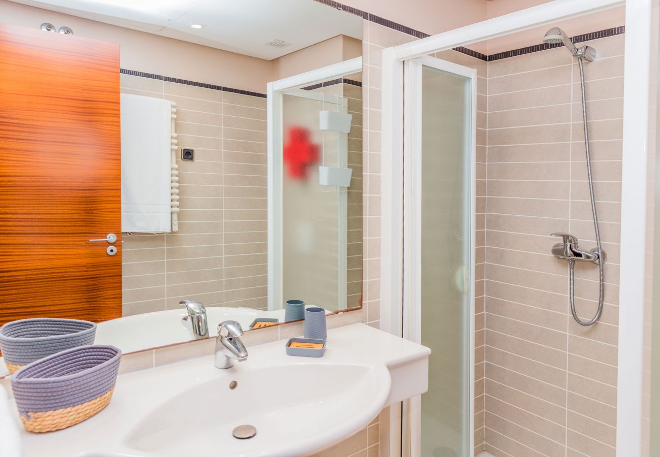 Apartamento en Javea / Xàbia - Albamar Apartment Javea Arenal, con grandes Terrazas, Solarium, AC y Piscina comunitaria