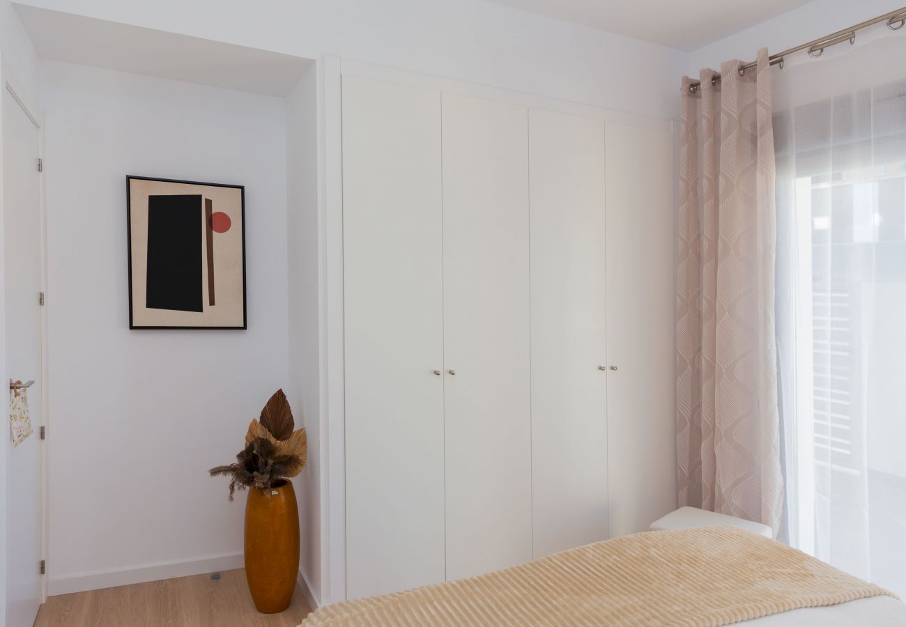 Apartamento en Javea / Xàbia - Paraiso Verde Apartment Javea, con AC, Gran Terraza, Jardín Privado y Piscina Comunitaria