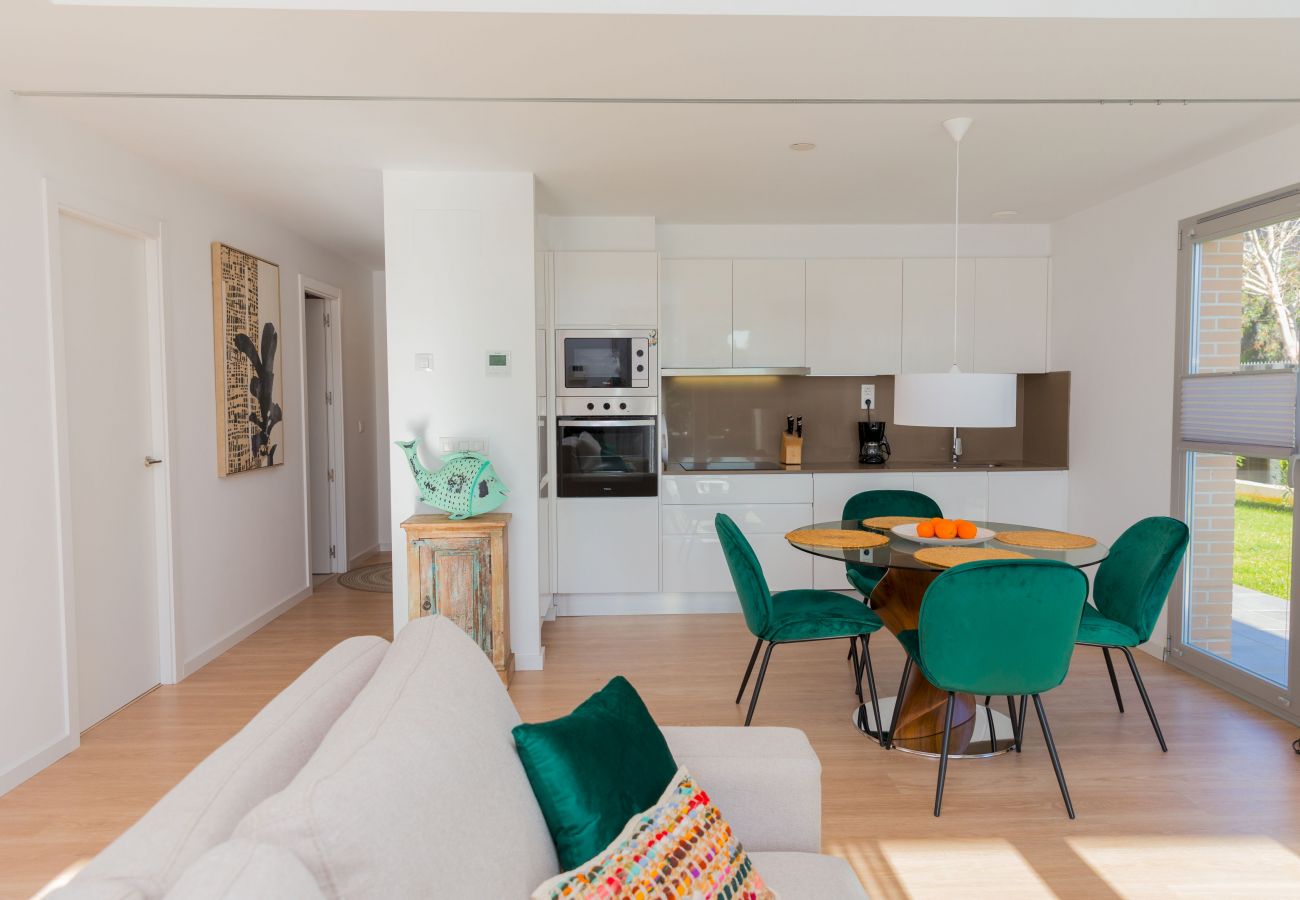 Apartamento en Javea / Xàbia - Paraiso Verde Apartment Javea, con AC, Gran Terraza, Jardín Privado y Piscina Comunitaria