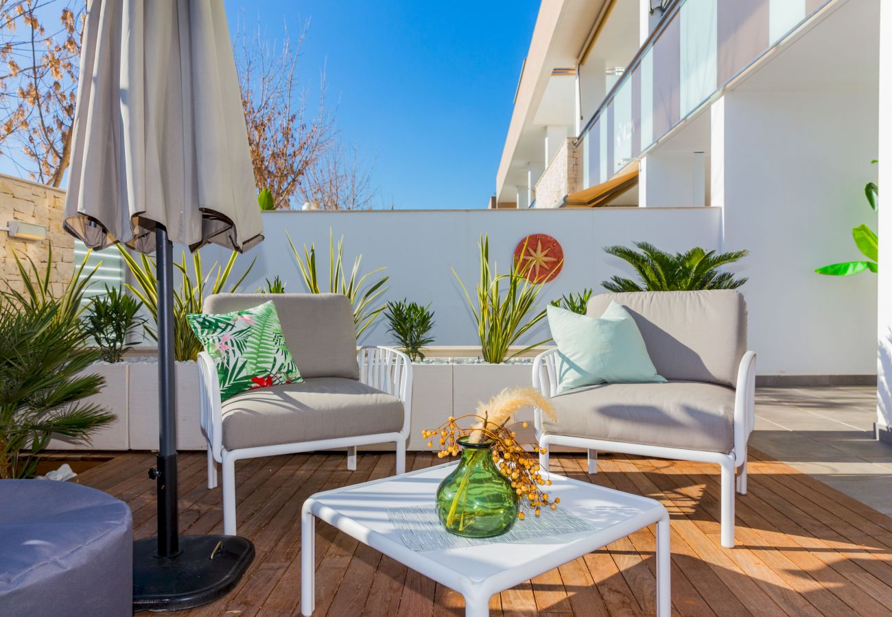 Apartamento en Javea / Xàbia - Paraiso Verde Apartment Javea, con AC, Gran Terraza, Jardín Privado y Piscina Comunitaria