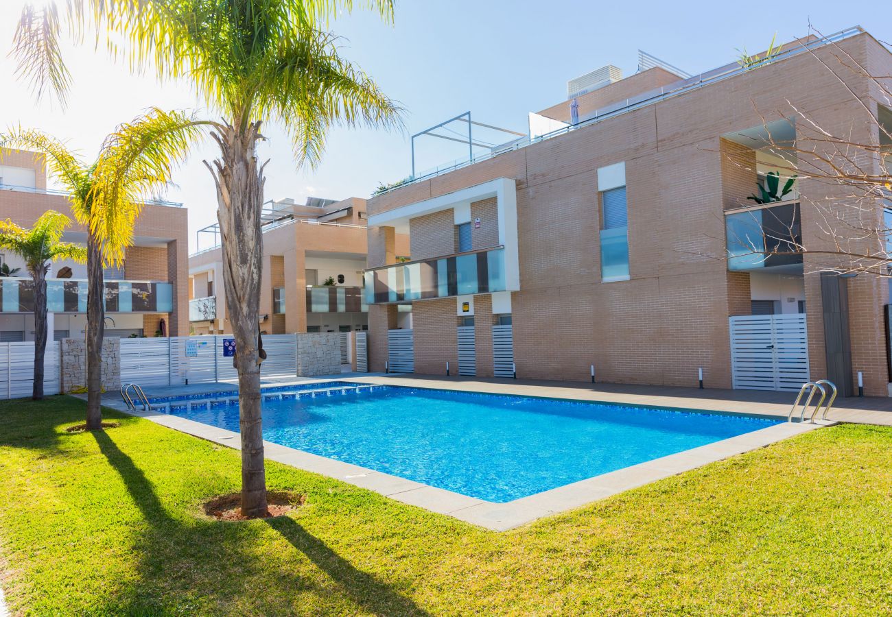 Apartamento en Javea / Xàbia - Paraiso Verde Apartment Javea, con AC, Gran Terraza, Jardín Privado y Piscina Comunitaria