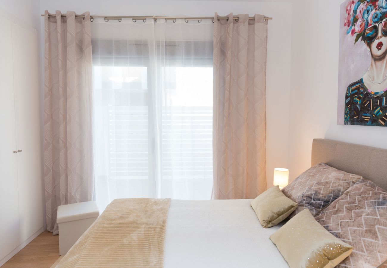 Apartamento en Javea / Xàbia - Paraiso Verde Apartment Javea, con AC, Gran Terraza, Jardín Privado y Piscina Comunitaria