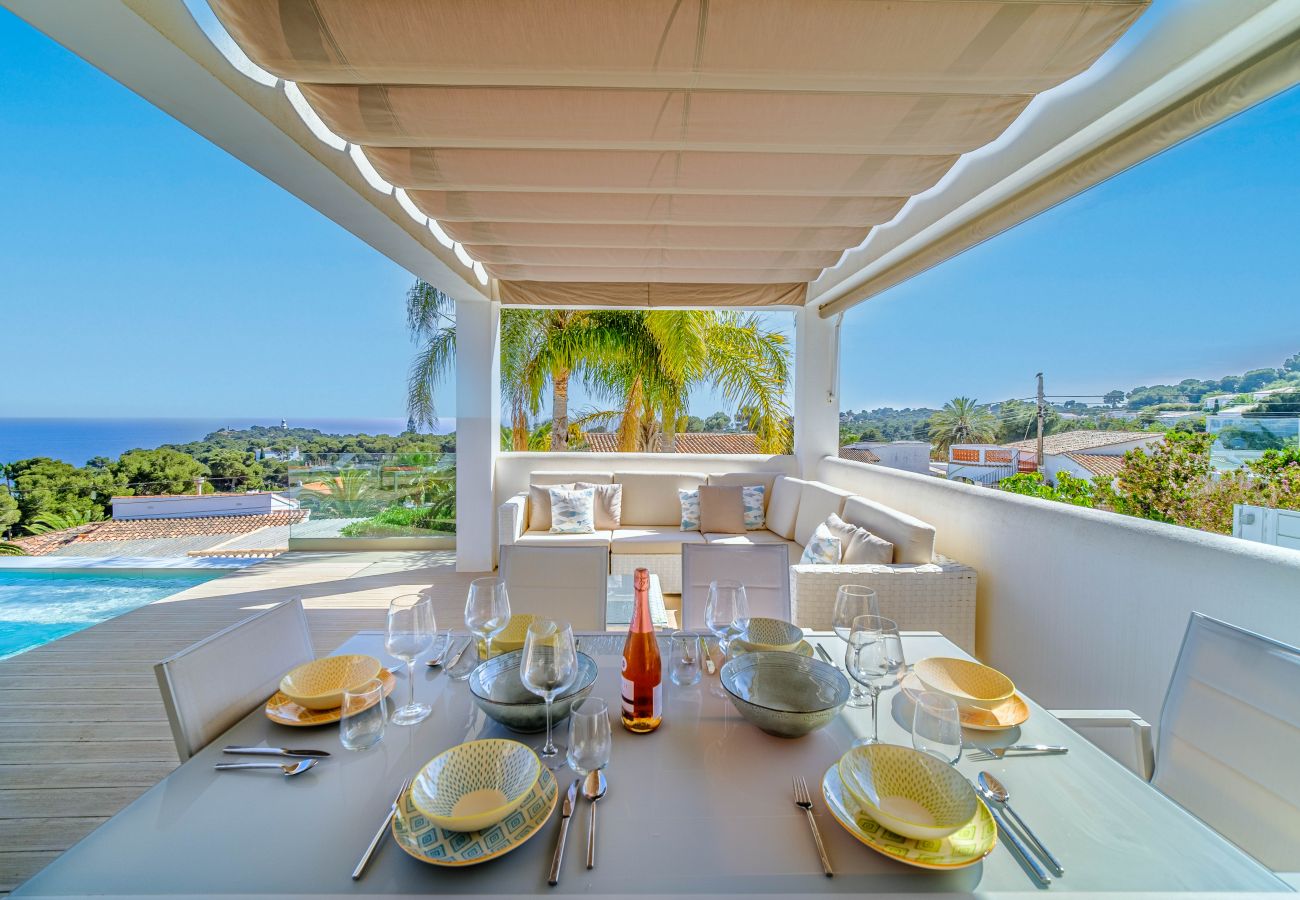 Villa en Javea / Xàbia - Villa Panoramique Javea, con Piscina, Terraza soleada y Vistas al Mar