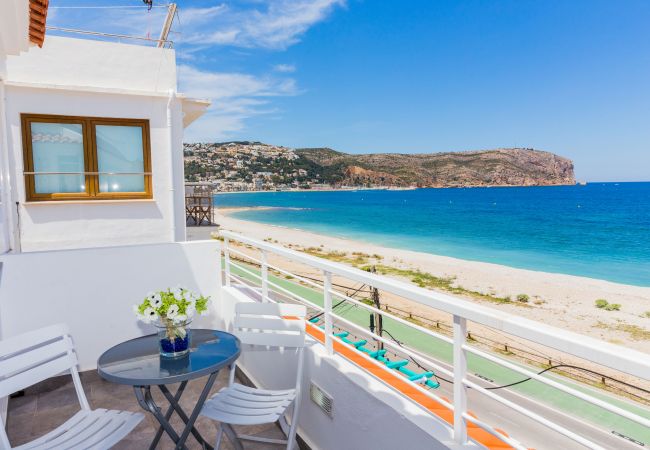 Apartamento en Javea / Xàbia - Inocencia Apartment Javea Montañar, con Vistas al Mar, AC y Piscina Comunitaria 