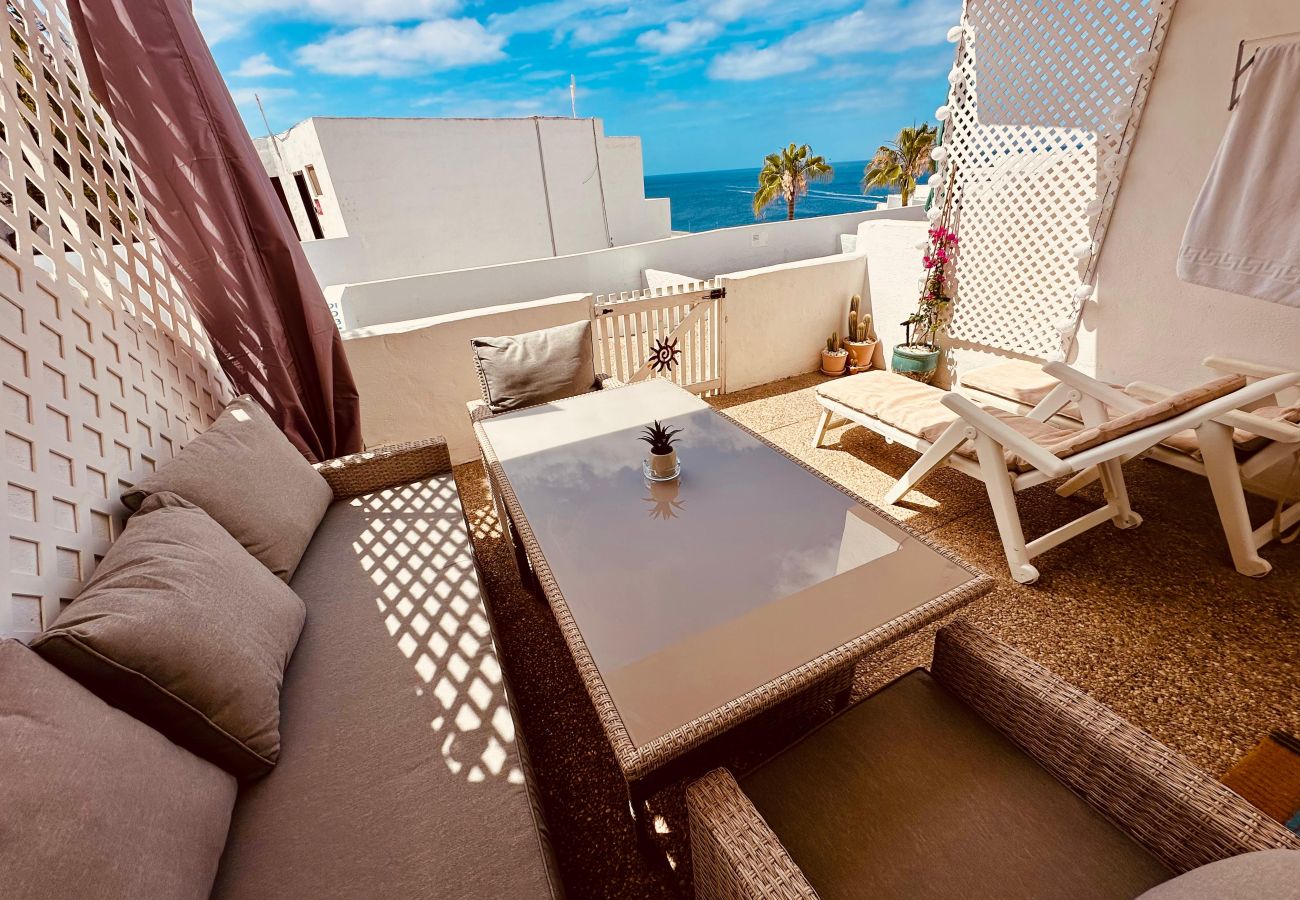 Estudio en Puerto del Carmen - Suite Infinity Ocean - espectacular vista al mar