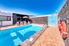 Villa en Playa Blanca - Villa Aurelia - Piscina privada, Jacuzzi, BBQ y Ping-Pong By Lanzarote Vacation Homes Villa en Playa Blanca - Villa Aurelia - Piscina privada, Jacuzzi, BBQ y Ping-Pong By Lanzarote Vacation Homes