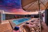 Villa en Playa Blanca - Villa Aurelia - Piscina privada, Jacuzzi, BBQ y Ping-Pong By Lanzarote Vacation Homes Villa en Playa Blanca - Villa Aurelia - Piscina privada, Jacuzzi, BBQ y Ping-Pong By Lanzarote Vacation Homes
