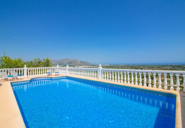 Villa en Pedreguer - Villa con vistas panorámicas todo incluido La Sella DJ