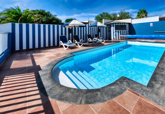 Villa en Playa Blanca - Casa Picasso -  piscina privada, terraza, Aire-acondicionado 