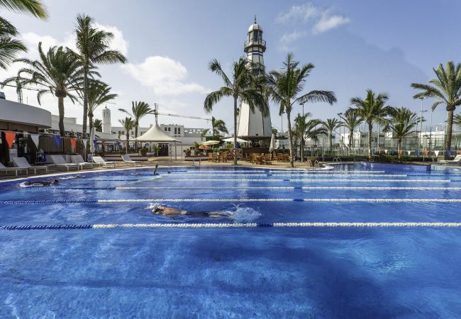 Casa en Puerto del Carmen - White Volcano - 200 m de la playa-acceso al centro deportivo fariones incluido (piscina, sauna, gym)