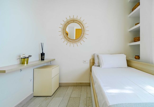 Apartamento en Javea / Xàbia - Altamar Plus Namaste Apartment Javea Arenal, con AC, Terraza y Piscina 
