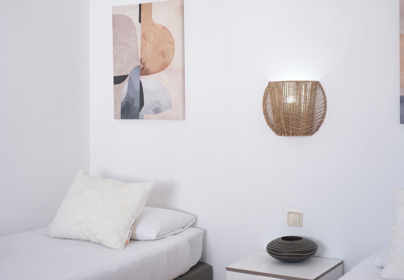 Casa en Playa Blanca - Playa Blanca Sunset - Piscina privada y BBQ By Lanzarote Vacation Homes