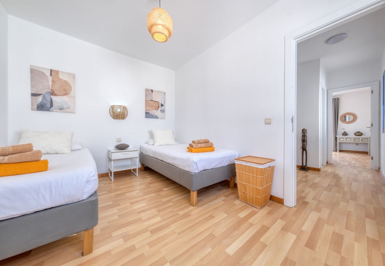 Casa en Playa Blanca - Playa Blanca Sunset - Piscina privada y BBQ By Lanzarote Vacation Homes
