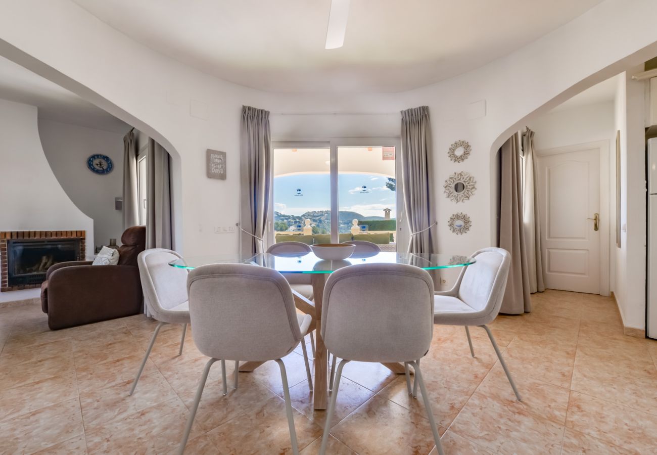 Villa en Moraira - Alquiler de villa en Moraira, CLEO con Piscina Climatizada 