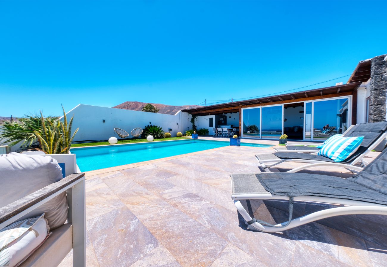 Villa en Macher - Villa Macher Piscina y Bar Piscina
