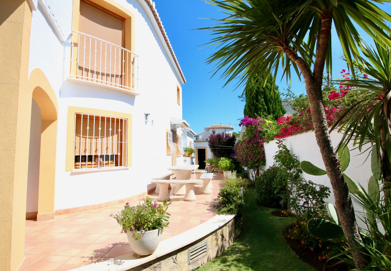 Villa in Vergel - Moderne Villa mit Pool in Els Poblets ER