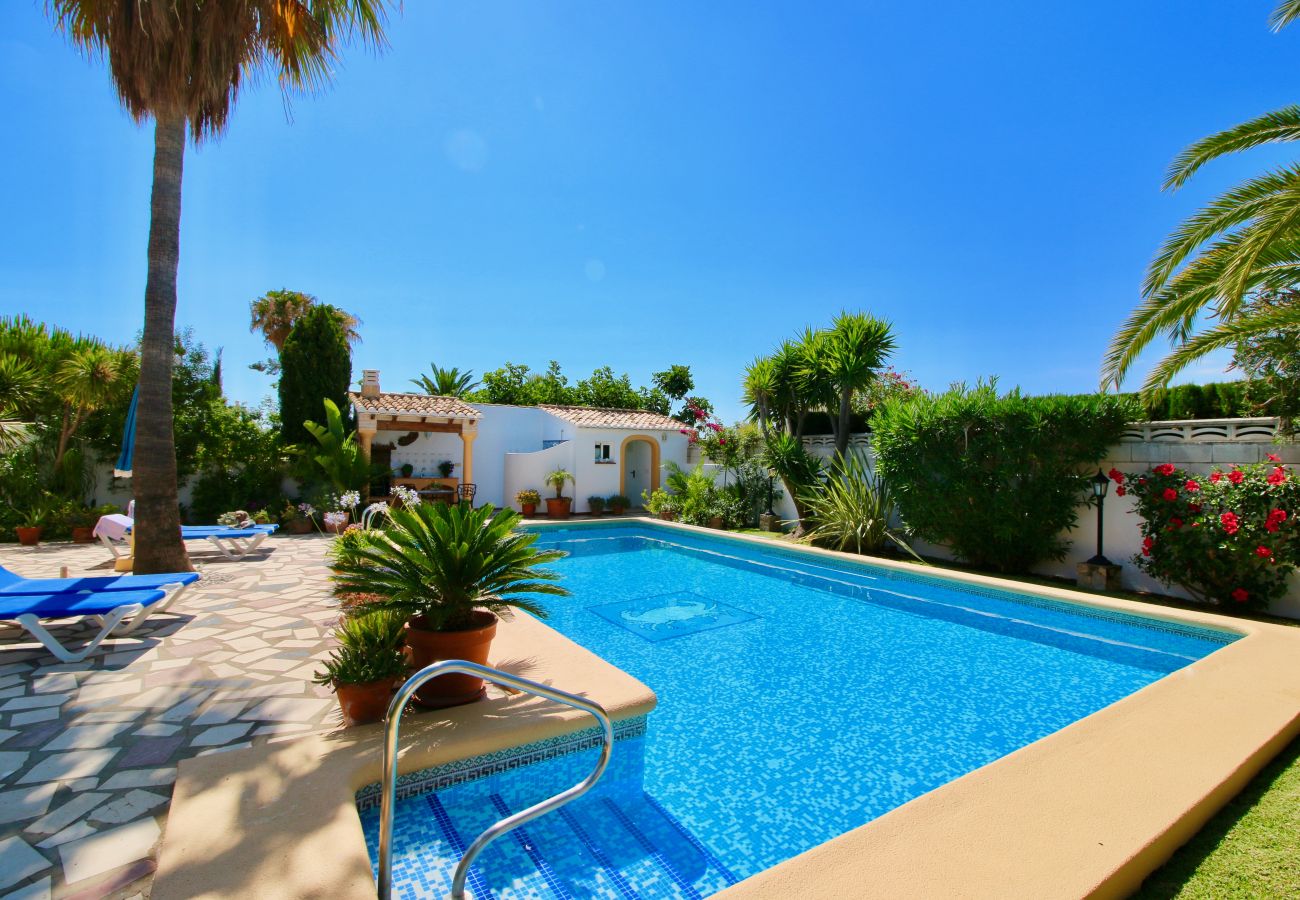 Villa in Vergel - Moderne Villa mit Pool in Els Poblets ER