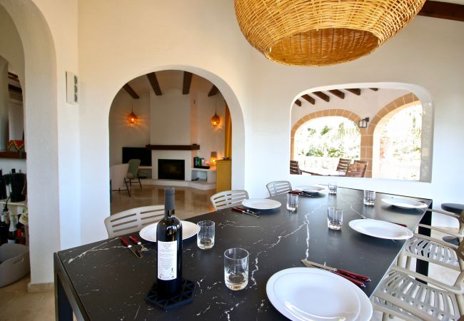 Villa in Denia - Luxuriöse Villa San Juan DH 6 Personen mit Klimaanlage und WIFI