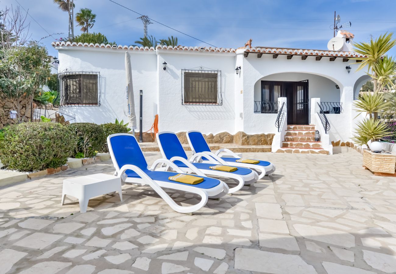 Villa in Moraira - Ferienhaus in Moraira ROUILLON