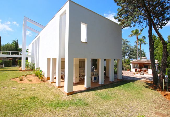 Villa in Pedreguer - Moderne Villa mit Pool uns Garten Finca La Xara