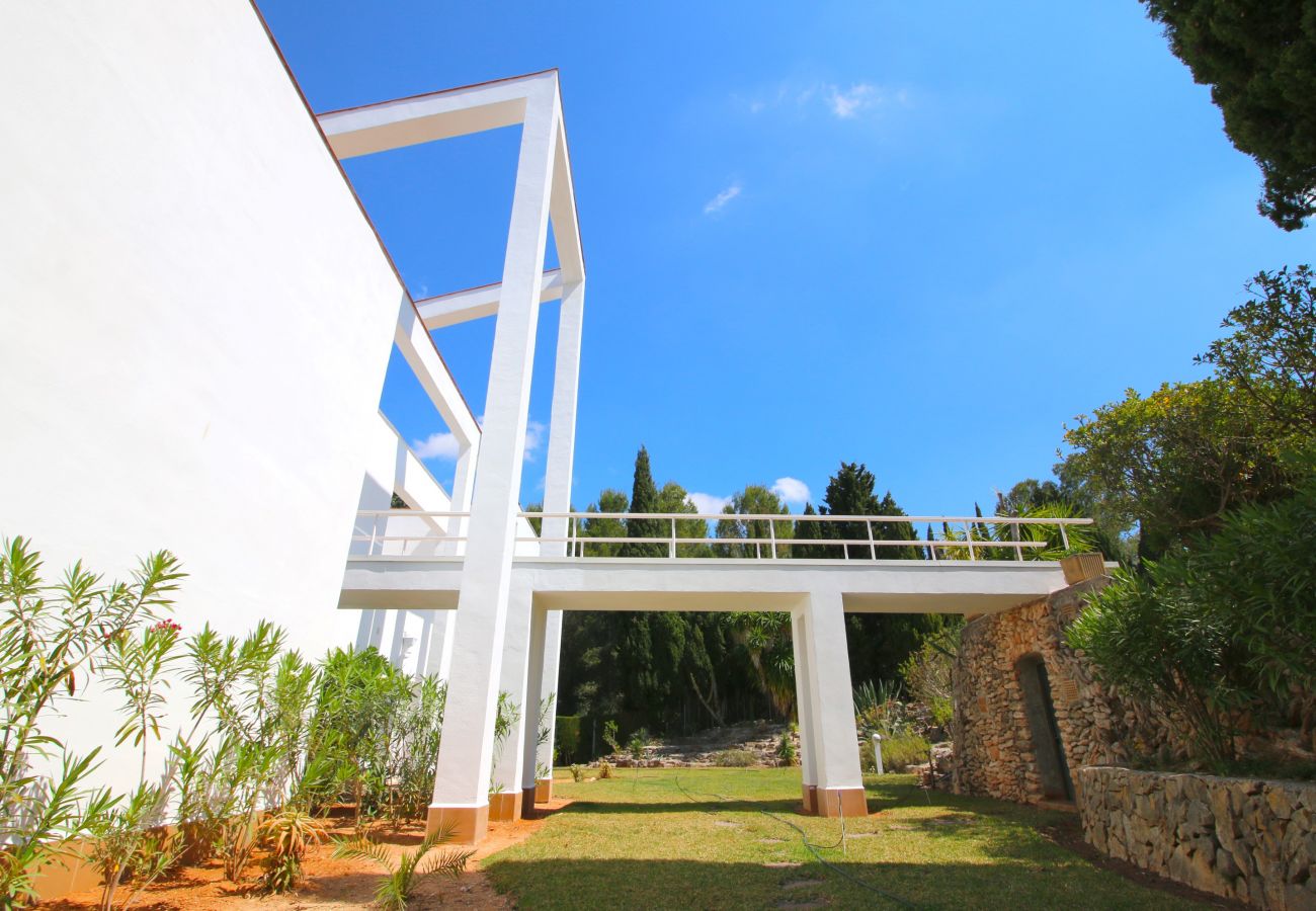 Villa in Pedreguer - Moderne Villa mit Pool uns Garten Finca La Xara