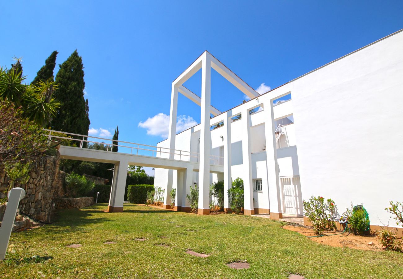 Villa in Pedreguer - Moderne Villa mit Pool uns Garten Finca La Xara