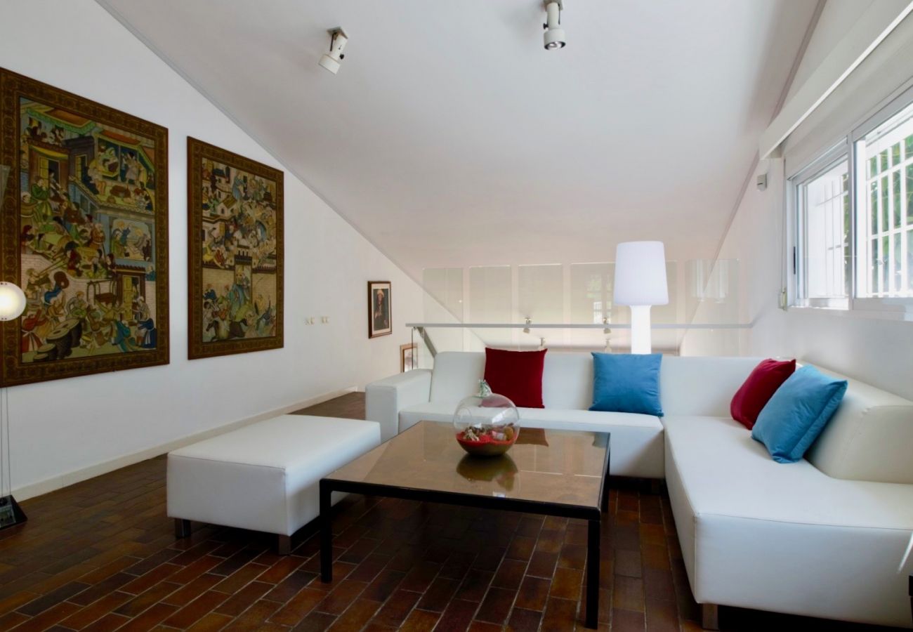 Villa in Pedreguer - Moderne Villa mit Pool uns Garten Finca La Xara