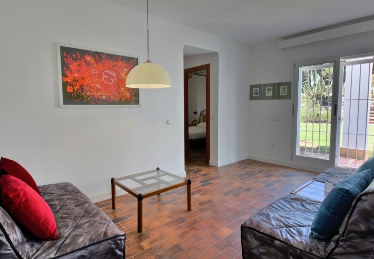 Villa in Pedreguer - Moderne Villa mit Pool uns Garten Finca La Xara