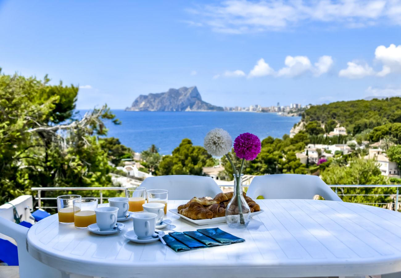 Villa in Benissa - Villa zur Miete in Benissa ARC für 12, privater Pool und Meerblick