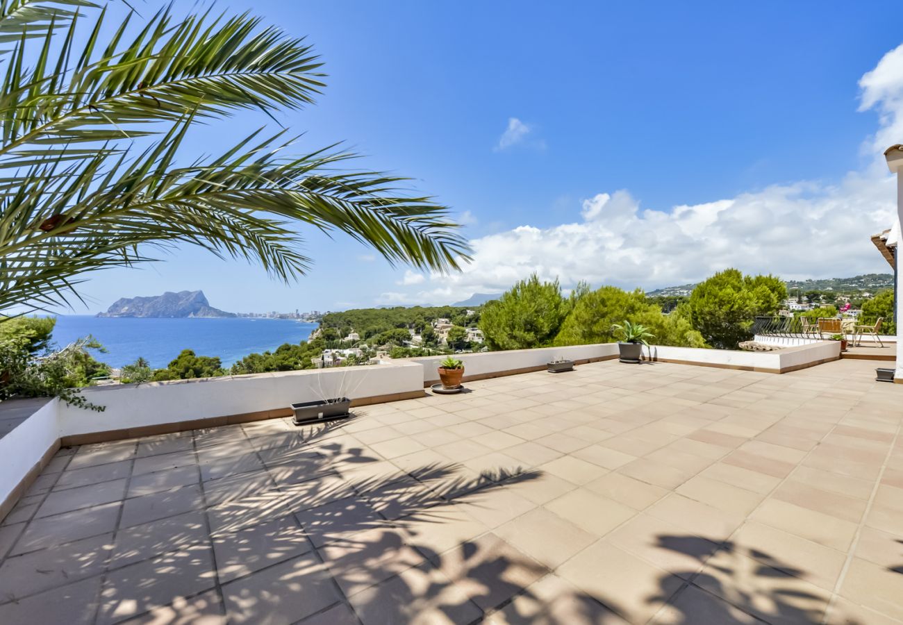 Villa in Benissa - Villa zur Miete in Benissa ARC für 12, privater Pool und Meerblick