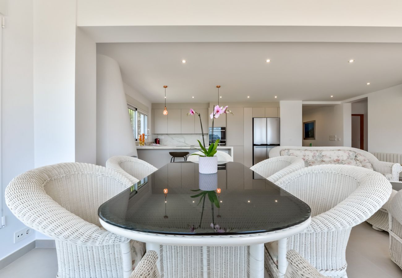 Villa in Benissa - Villa zur Miete in Benissa ARC für 12, privater Pool und Meerblick