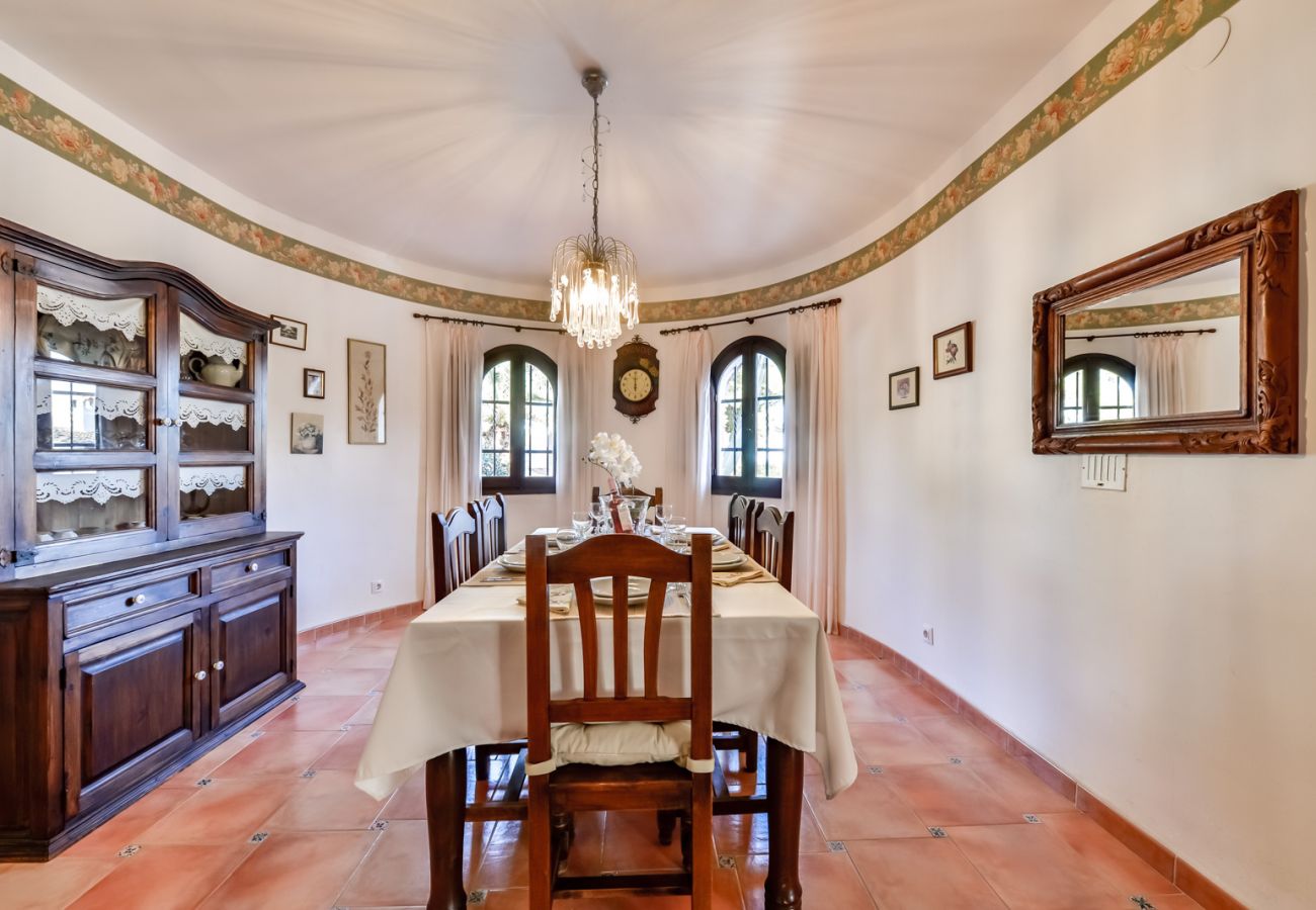 Villa in Benissa - Ferienvilla zu vermieten in Benissa, PETRA