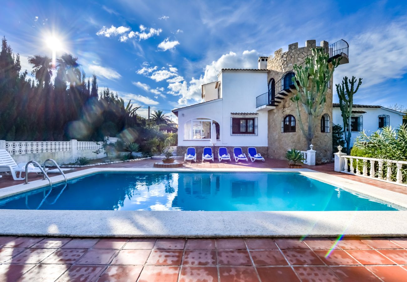 Villa in Benissa - Ferienvilla zu vermieten in Benissa, PETRA