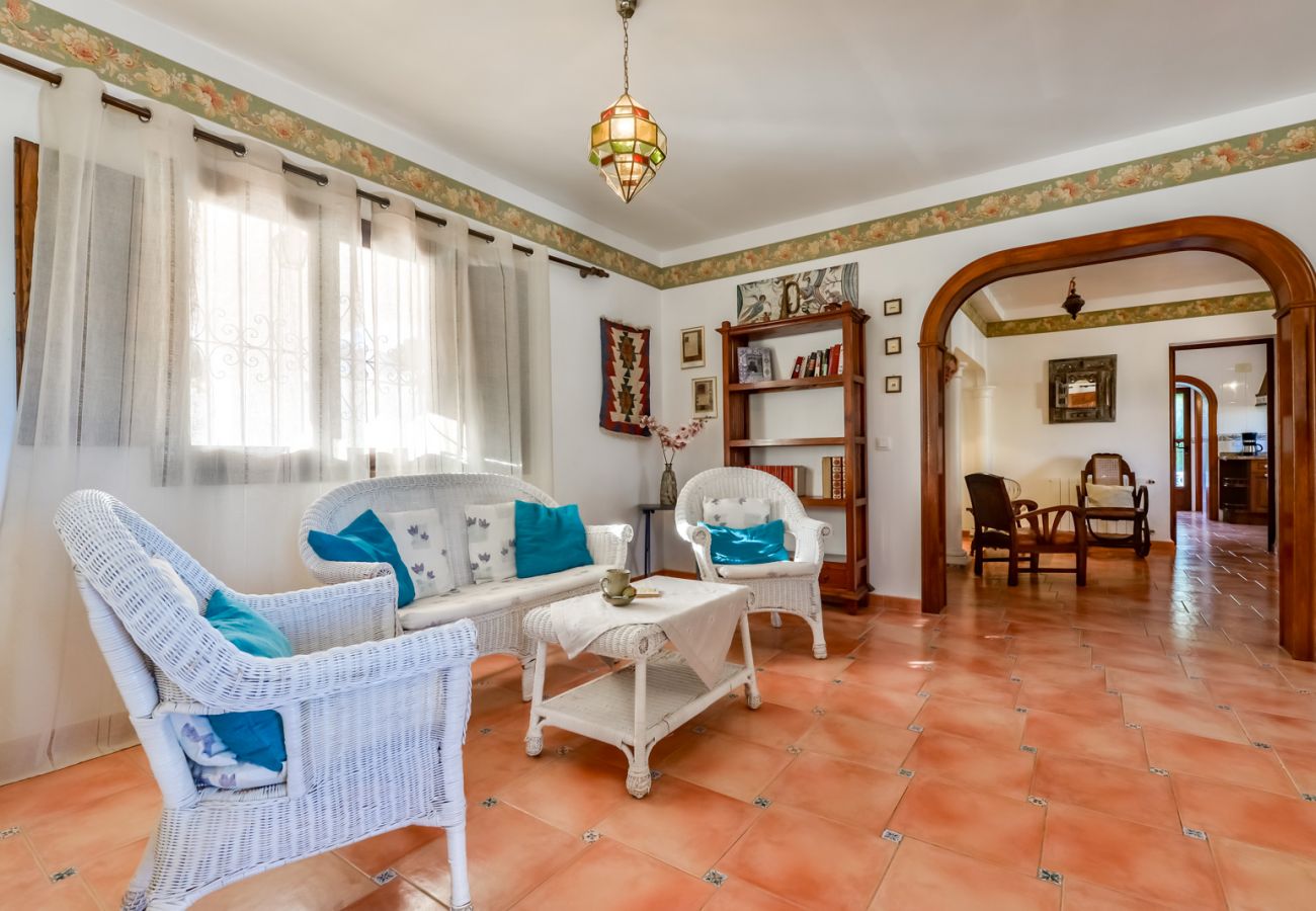 Villa in Benissa - Ferienvilla zu vermieten in Benissa, PETRA