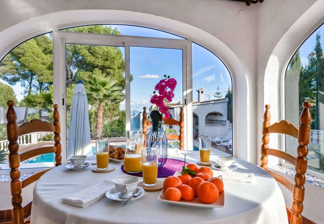 Villa in Benissa - Ferienvilla zu vermieten in Benissa, PETRA