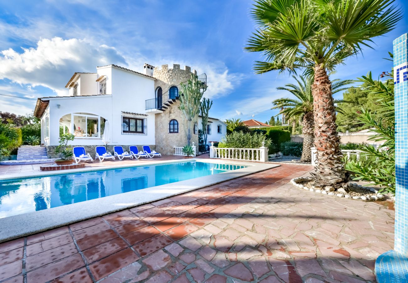 Villa in Benissa - Ferienvilla zu vermieten in Benissa, PETRA