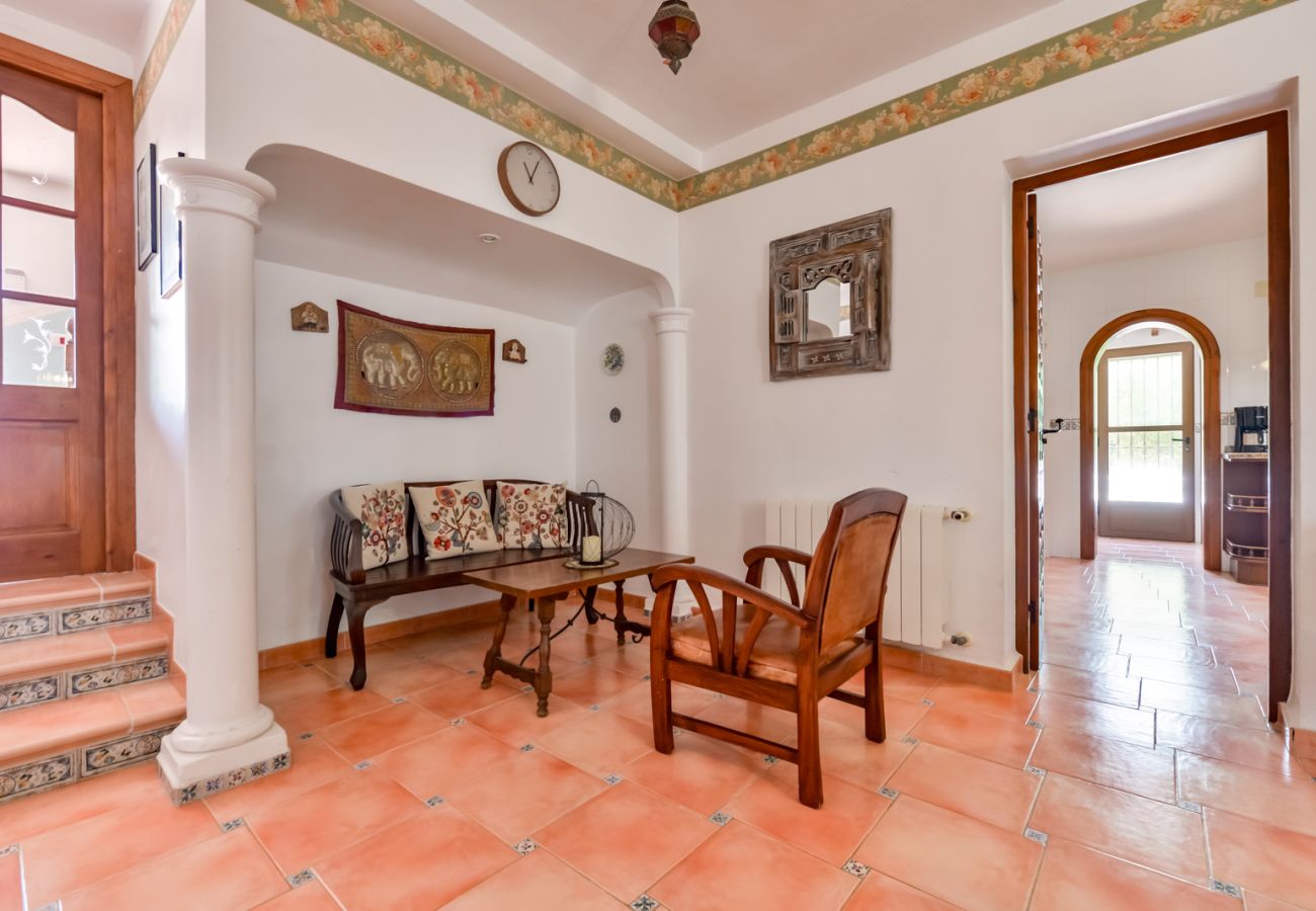 Villa in Benissa - Ferienvilla zu vermieten in Benissa, PETRA